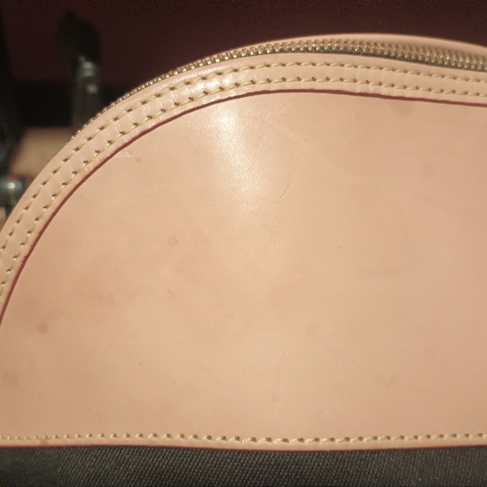 Dooney and Bourke Cabriolet Weekender - Picture 15 of 16